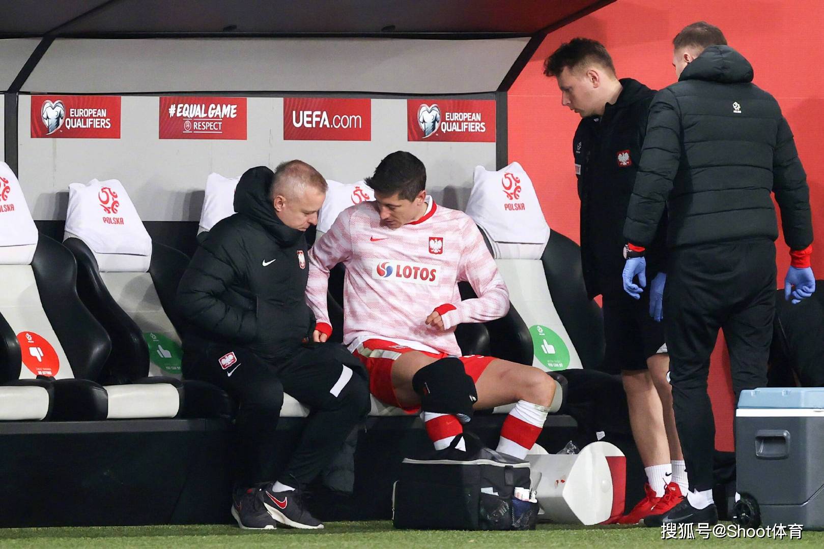 波兰队碾压英格兰队，梁靖崑刷新纪录