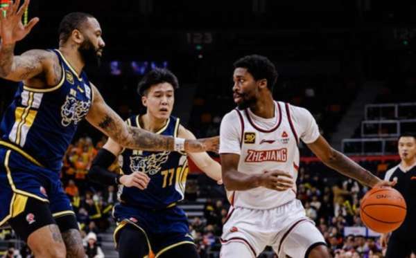 浙江男篮客场失利，山东队获得胜利