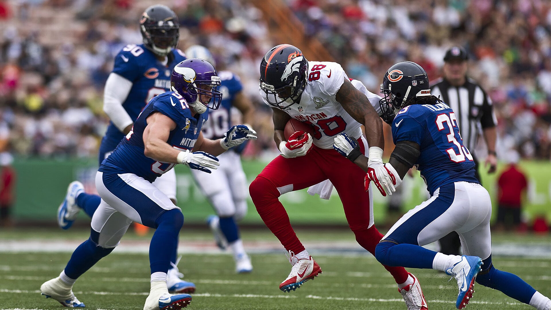 双城记，日本羽毛球队险胜丹麦，马琳以绝对统治书写传奇