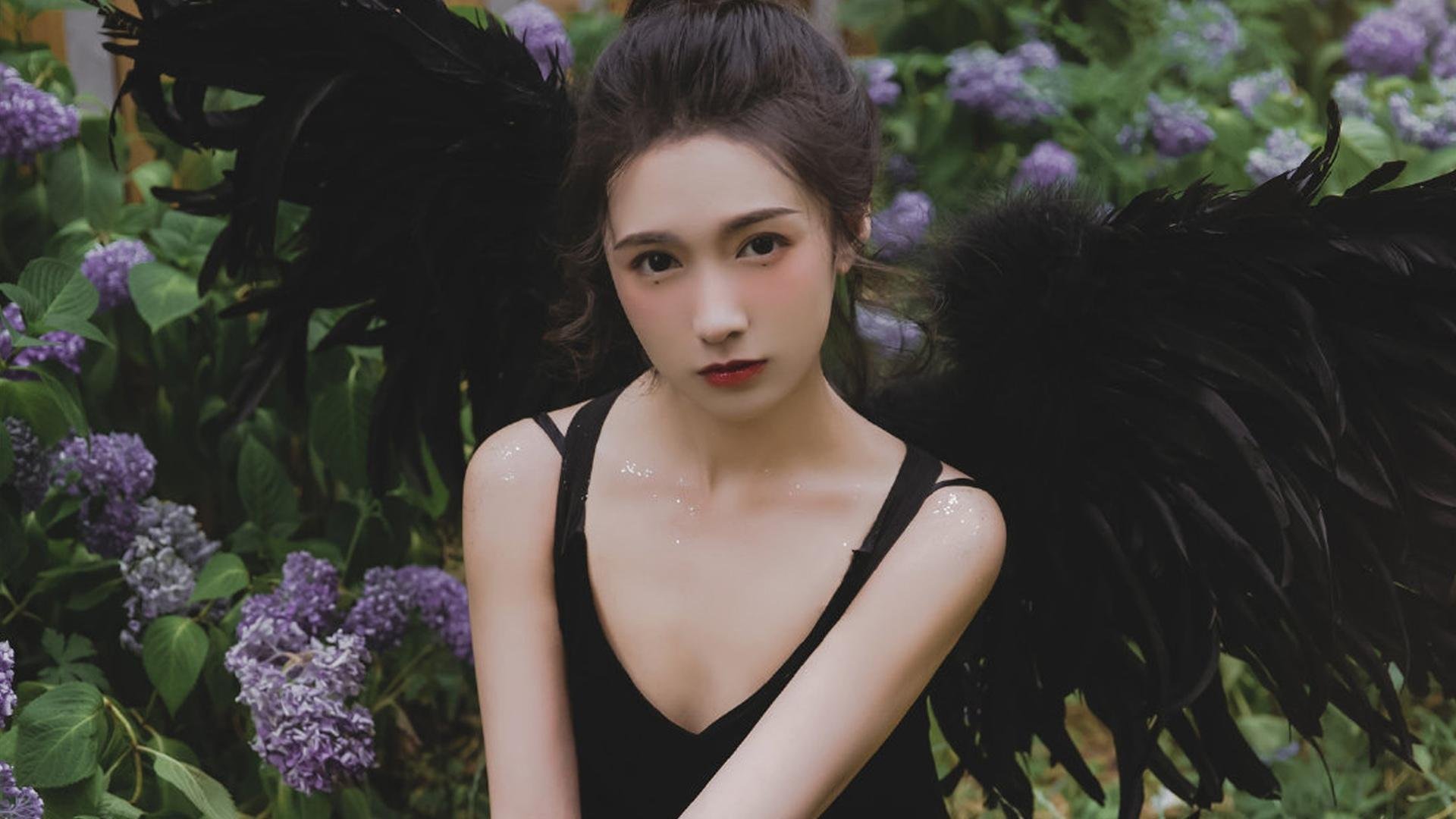 金字塔对阵格子军,鏖战时刻本泽马竟成神秘钥匙