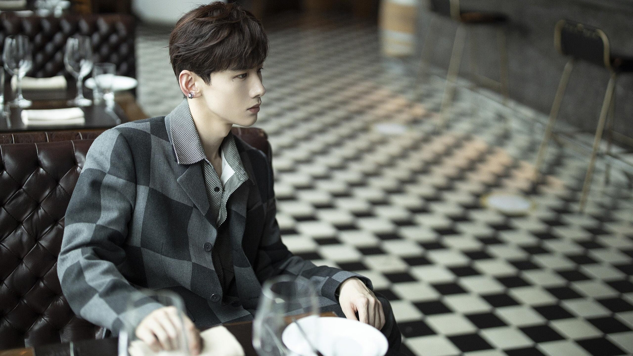 欧冠半决赛之夜,伦纳德的比赛是一篇关于完美的学术论文