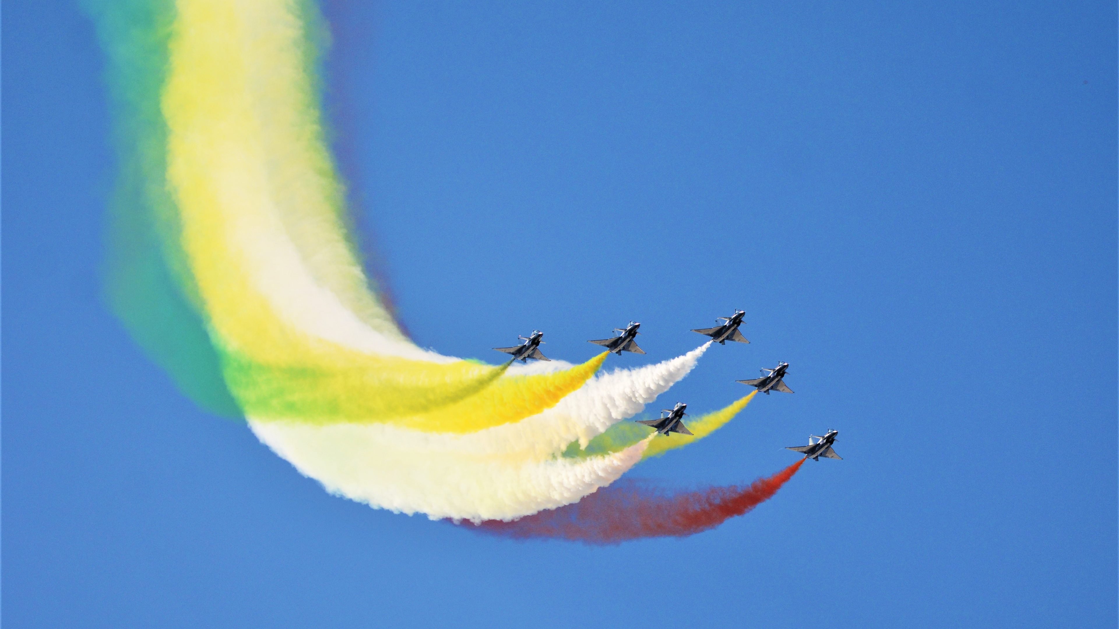 隔夜仇!美国队半场发力撕碎阿尔及利亚,巴雷拉用旧主伤口书写新王宣言