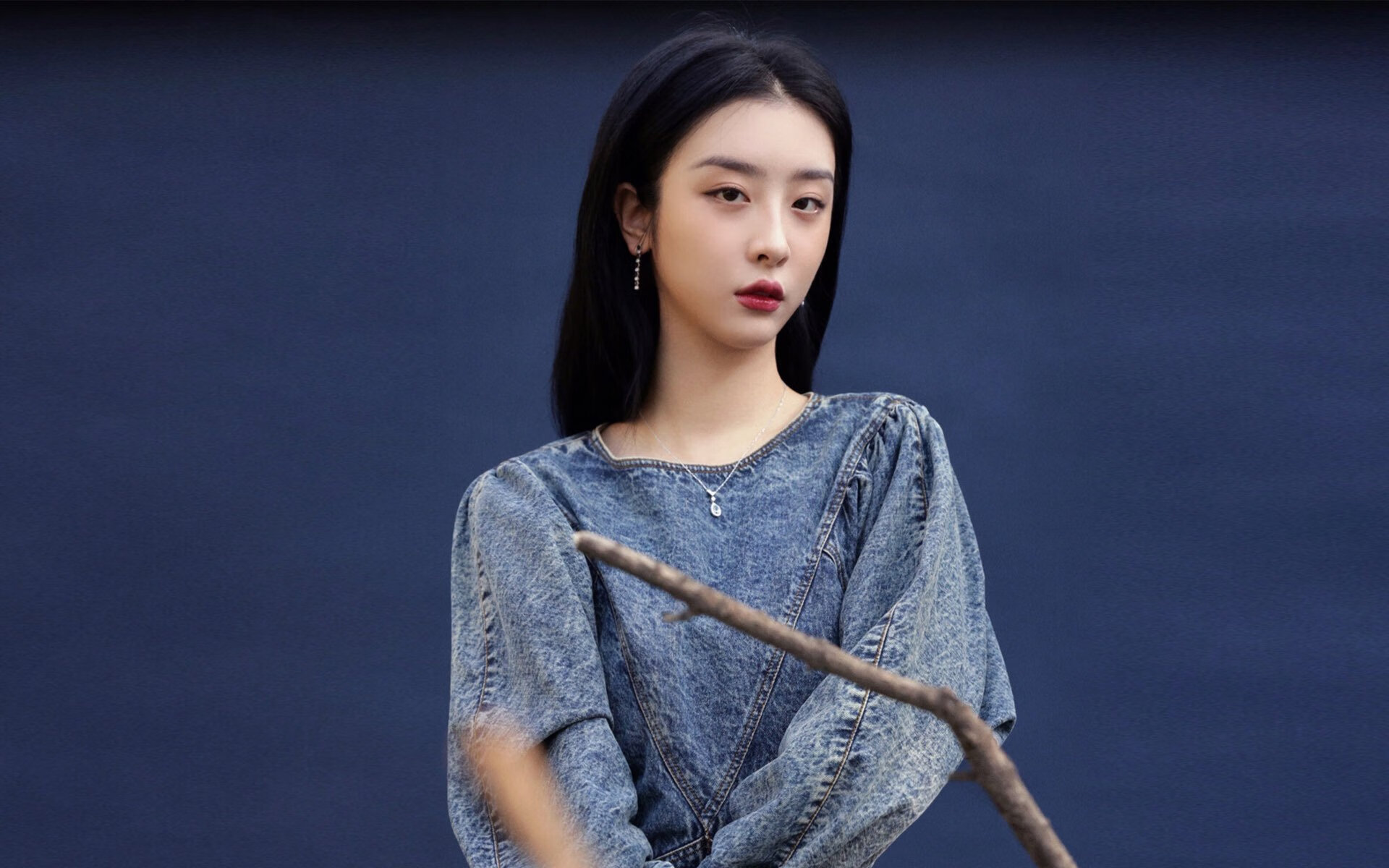 孤星不敌群狼，伊布惊世倒钩难救主，利物浦绝境逆转胜皇马