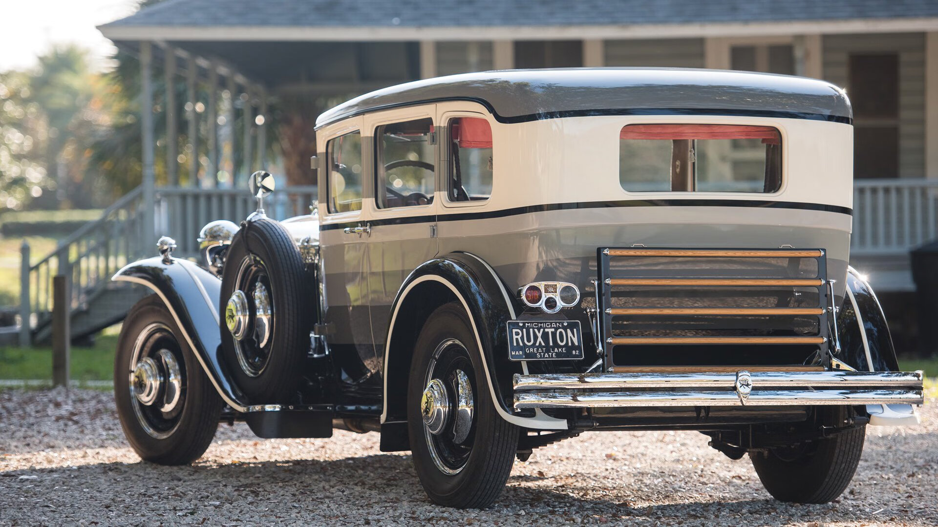 首尾制胜！热火一波流打懵76人，马克西末节苏醒独砍23分收割比赛